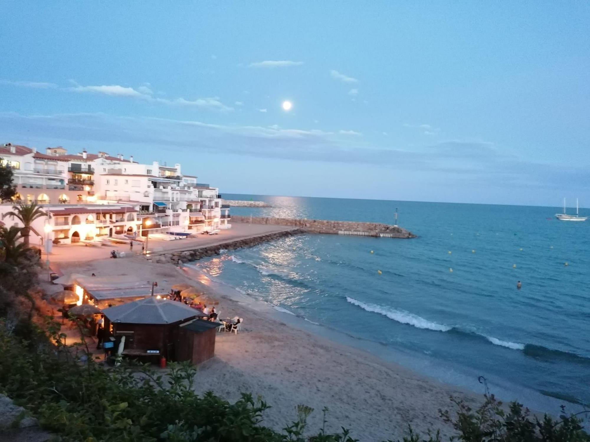 Lluna Beach Bara Roda de Bará Extérieur photo